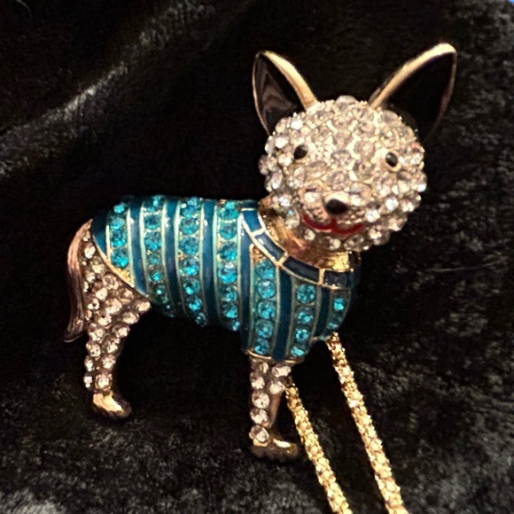 Betsey Johnson Cat Pendant Necklace - Picture 4 of 6